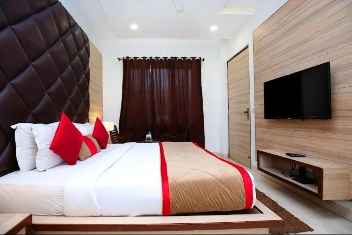 Hotel King'S Way Amritsar Extérieur photo