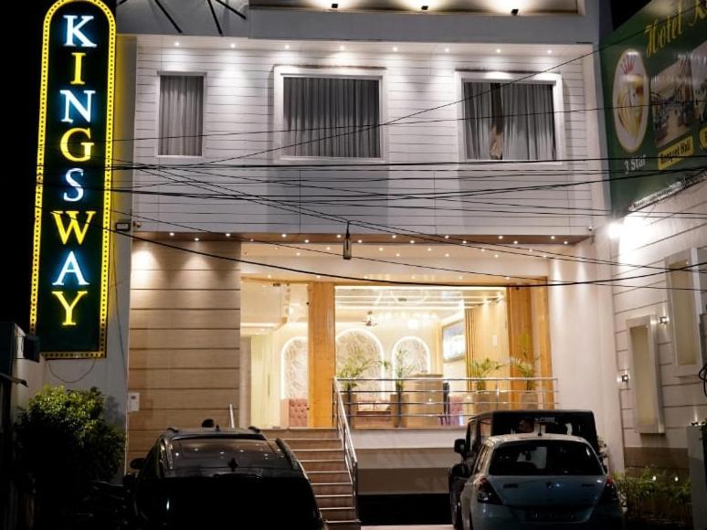 Hotel King'S Way Amritsar Extérieur photo